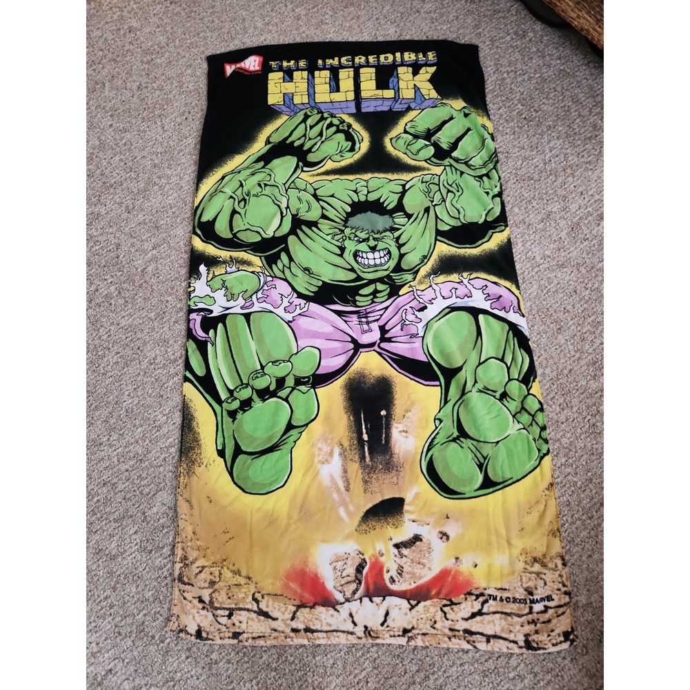 Vintage 2003 "The Incredible Hulk" Beach Towel Marvel Collectible Comics 29x55